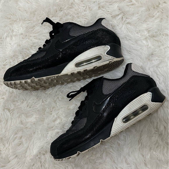 Nike Shoes - Nike Black and White Women's Sneakers